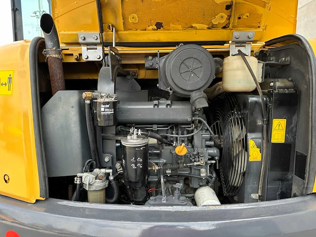 Komatsu - 2013 - pc56-7 - midigraafmachine - afbeelding 21 van  40
