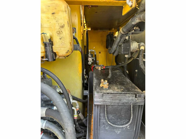 Komatsu - 2013 - pc56-7 - midigraafmachine - afbeelding 31 van  40
