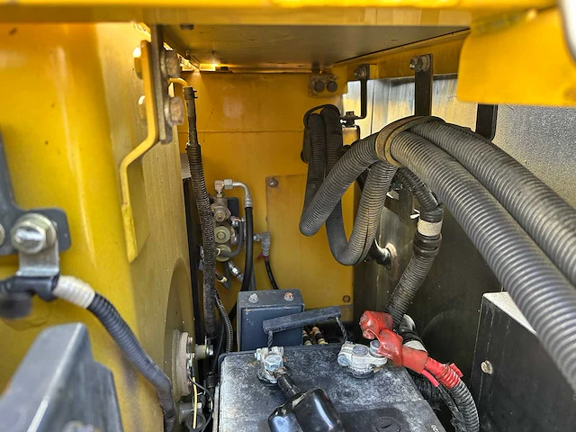 Komatsu - 2013 - pc56-7 - midigraafmachine - afbeelding 17 van  43