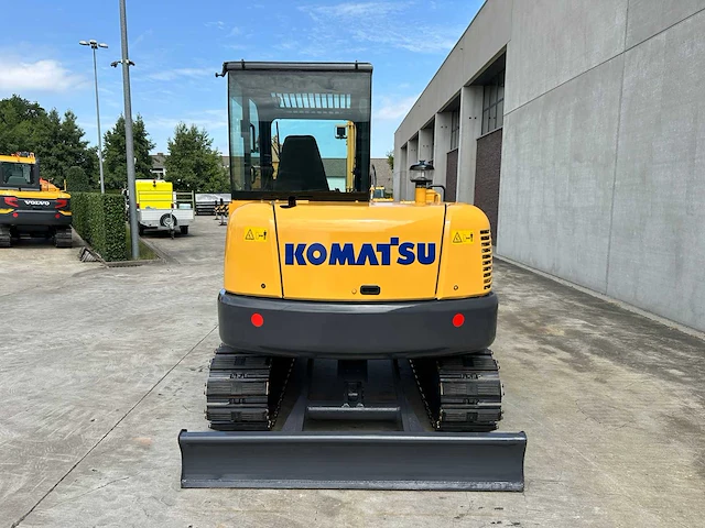 Komatsu - 2013 - pc56-7 - midigraafmachine - afbeelding 39 van  43
