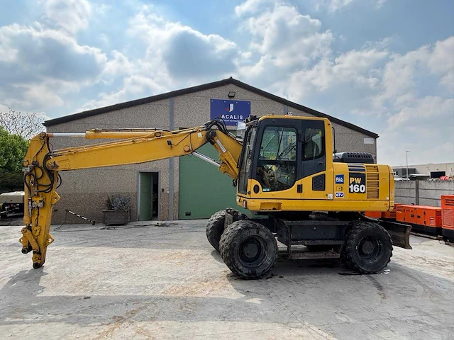 Komatsu - 2016 - pw160-8 - banden graafmachine - afbeelding 1 van  34