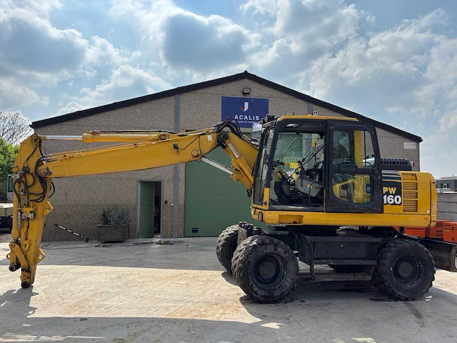 Komatsu - 2016 - pw160-8 - banden graafmachine - afbeelding 31 van  34