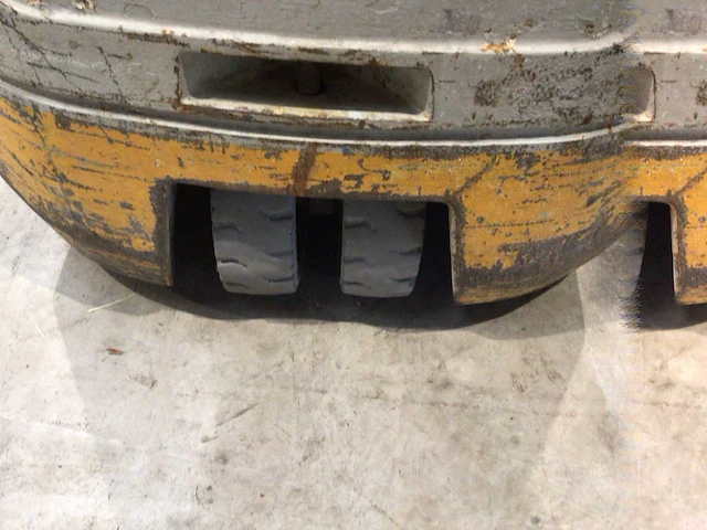 Komatsu 16 vorkheftruck - afbeelding 10 van  14