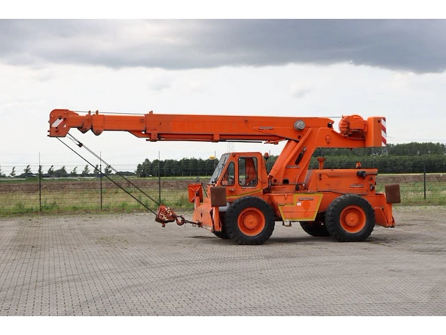 Komatsu galion 150fa 4-wheel drive + 4-wheel steering ce marked valid tests fully documented - afbeelding 1 van  1