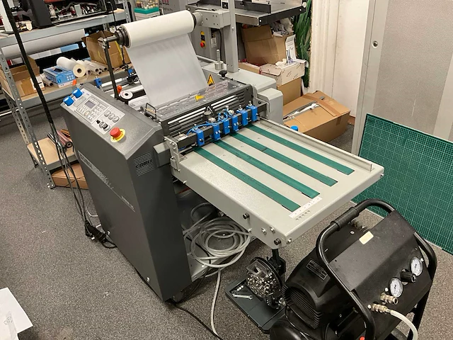 Komfi junior 36 laminator + feeder - afbeelding 4 van  18