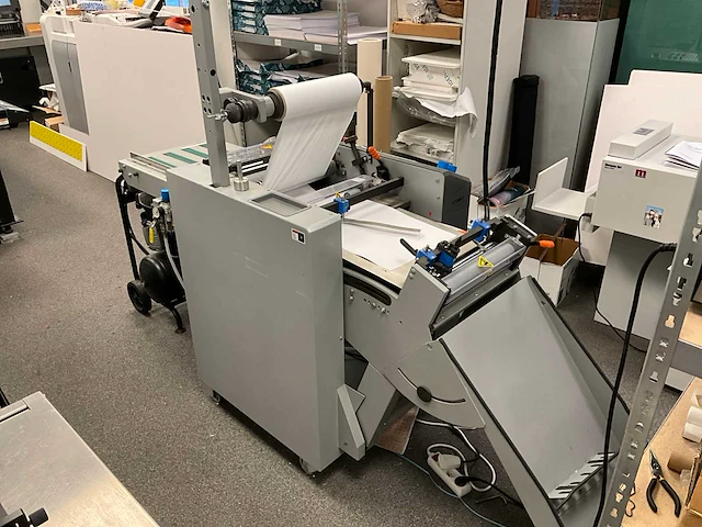 Komfi junior 36 laminator + feeder - afbeelding 12 van  18