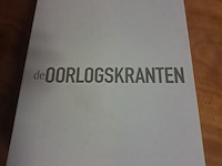 Kompleet oorlogskranten +opbergboxen 130 krantjes - afbeelding 4 van  7