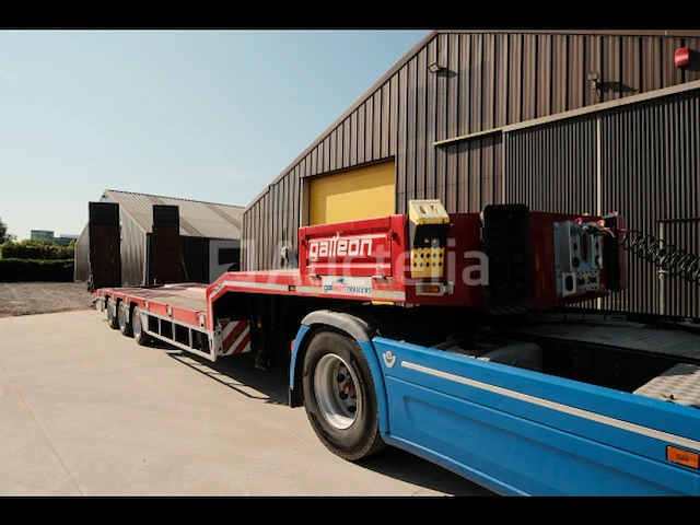 Ford landbouw- en bosbouwtractor - afbeelding 24 van  29