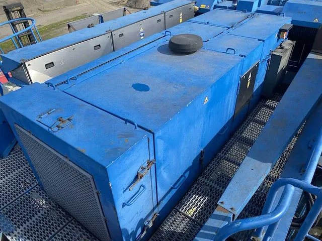 Konecranes - 54de - straddle carrier - 2009 - afbeelding 6 van  17