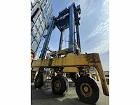 Konecranes - 54de - straddle carrier - 2009 - afbeelding 5 van  21