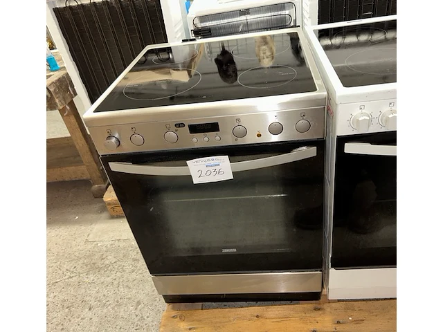 Kookfornuis + oven zanussi - afbeelding 1 van  7