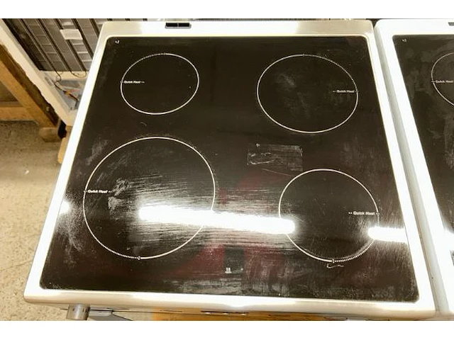 Kookfornuis + oven zanussi - afbeelding 2 van  7