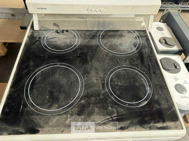 Kookfornuis zanussi - afbeelding 3 van  3