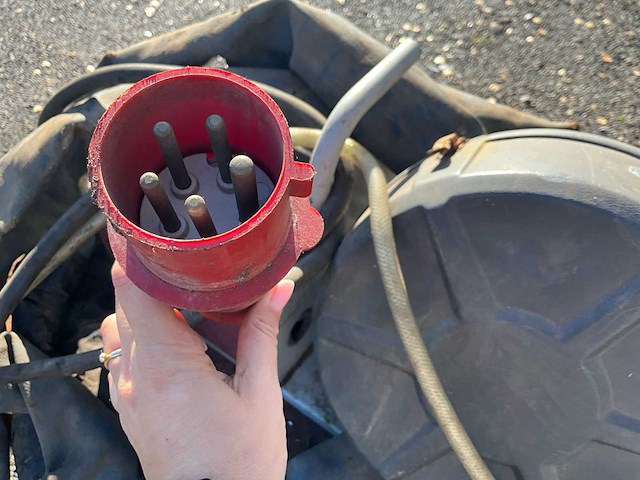 Koop klg300 koop klg 300 mig-lasinstallatie met frimar tr2 draadaanvoer - afbeelding 7 van  7