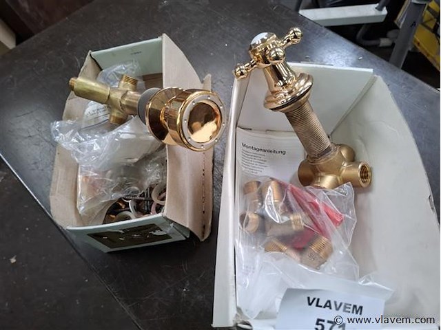 Koperen kraan - afbeelding 1 van  1