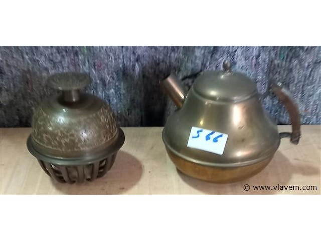 Koperen moor en bel - afbeelding 1 van  1