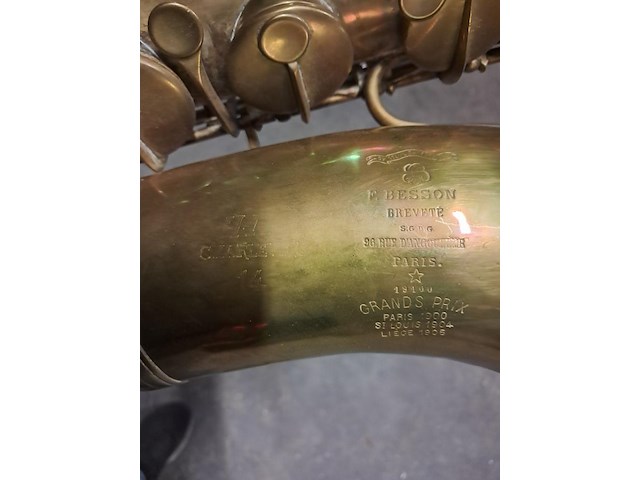 Koperen saxofoon h 800mm - afbeelding 6 van  6