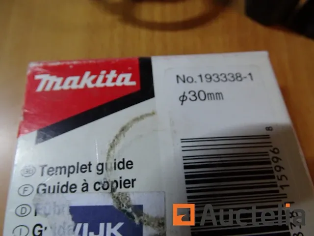 Kopie bovenfrees aandrijver makita 813948-5, 2 sockets - afbeelding 1 van  6