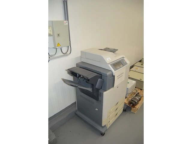 Kopieermachine hp color laserjet - afbeelding 3 van  6