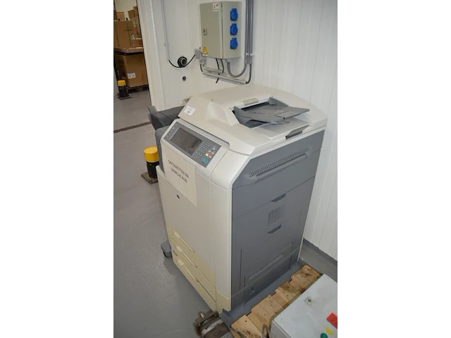 Kopieermachine hp color laserjet - afbeelding 5 van  6