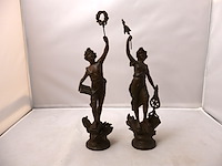 Koppel beeldjes - afbeelding 1 van  4