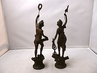 Koppel beeldjes - afbeelding 4 van  4