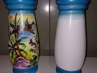 Koppel oude vazen - afbeelding 2 van  3