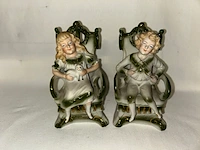 Koppel vintage beeldjes in porselein
