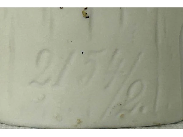 Koppel vintage beeldjes in porselein - afbeelding 5 van  9