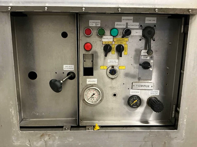 Koppens vm400 vleesvormpers + compressor - afbeelding 8 van  23