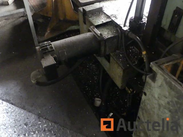 Kotter- en freesmachine - afbeelding 21 van  32
