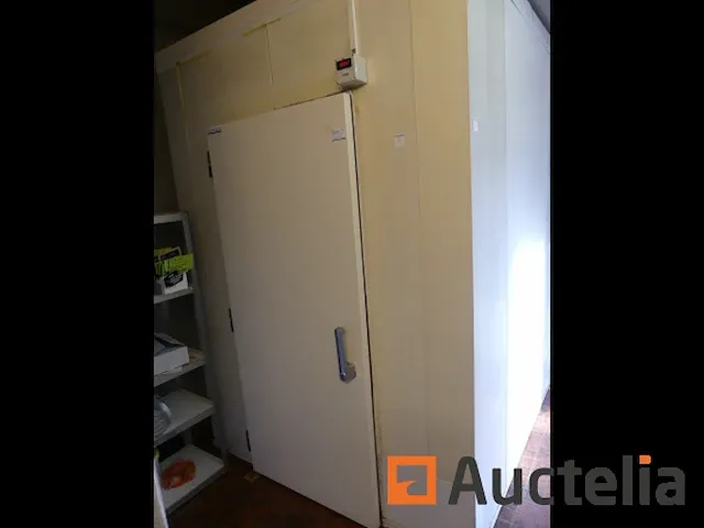 Koude kamer met rekken roma - afbeelding 1 van  8