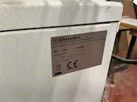 Koudstrijktafel electrolux type model 2454 - afbeelding 11 van  11