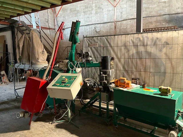 Kovo novák palletpersmachine - afbeelding 1 van  28
