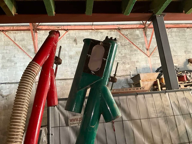 Kovo novák palletpersmachine - afbeelding 20 van  28