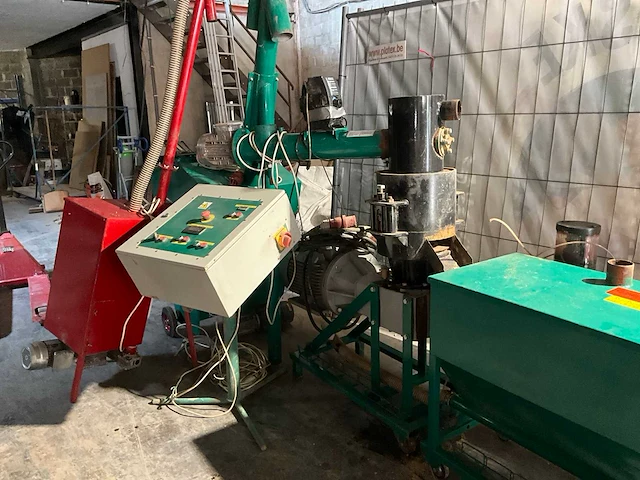 Kovo novák palletpersmachine - afbeelding 11 van  28