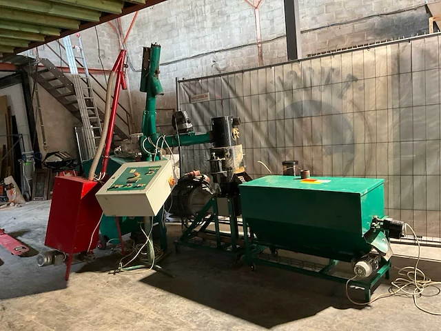 Kovo novák palletpersmachine - afbeelding 2 van  28