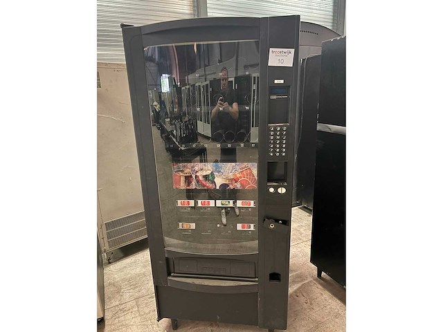 Kraan - combi - verkoopautomaat - afbeelding 5 van  5