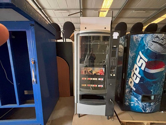 Kraan - combi - verkoopautomaat - afbeelding 6 van  6