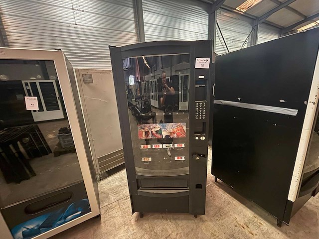 Kraan - combi - verkoopautomaat - afbeelding 2 van  5