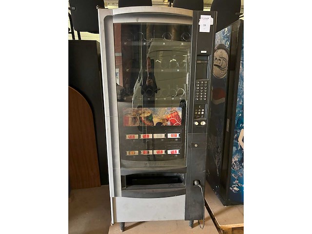 Kraan - combi - verkoopautomaat - afbeelding 2 van  6