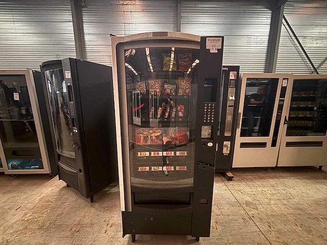 Kraan - combi - verkoopautomaat - afbeelding 2 van  5