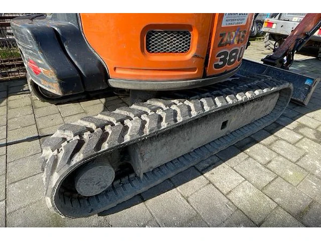 Kraan hitachi - afbeelding 12 van  27