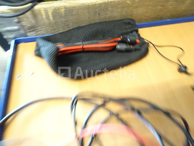 Krachtcentrale draagbaar 500w xtreme 19.200 mah xtorm - afbeelding 11 van  12