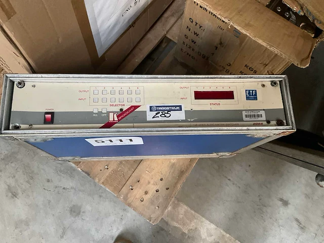 Kramer 2066 video swithcher - afbeelding 1 van  4