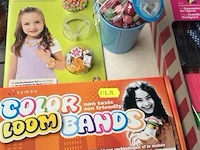 Kransen en armbandjes - afbeelding 2 van  3