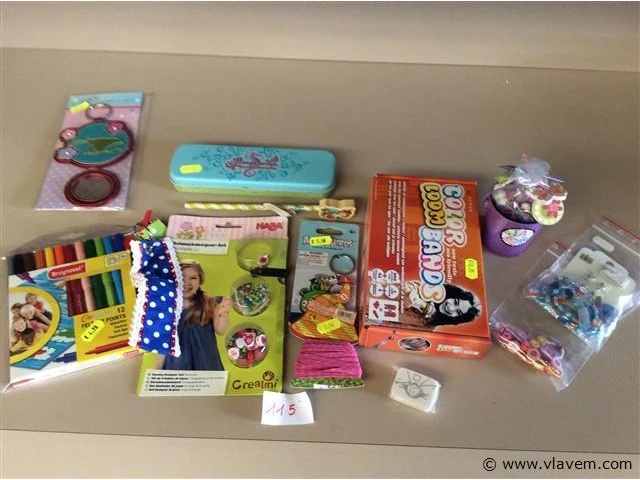 Kransen en parels maken + divers - afbeelding 1 van  3