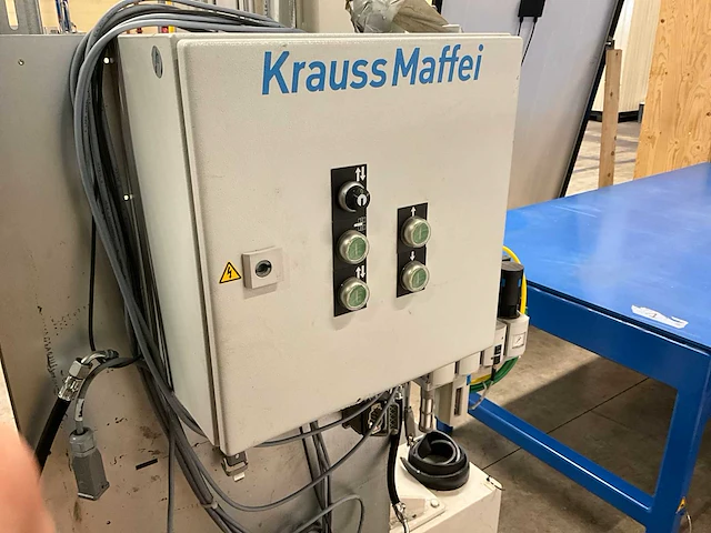 Krauss maffei pompunit - afbeelding 4 van  6