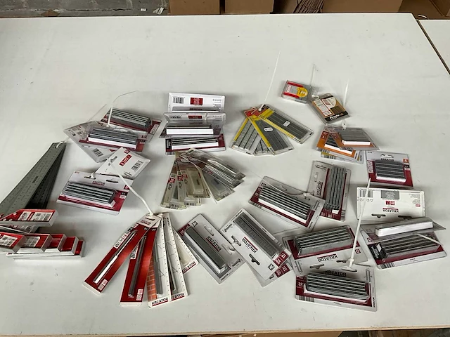 Kreator mix kavel diverse gereedschap accessoires - afbeelding 1 van  11