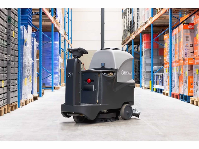 Kremer - 2024 - kr-fr70 - industriële zit schrobzuigmachine - afbeelding 1 van  25